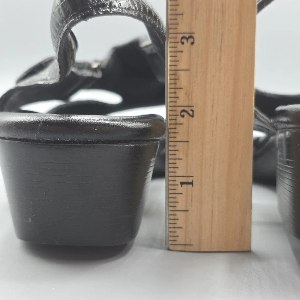 SAS Suntimer Sandals Womens 8.5 Black Patent Leather Croc Embossed Comfort Shoes